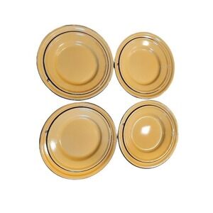 VTG TAIPRO Set of 8 Enamelware Dinner & Snack Plates Camping Picnic RV Beach